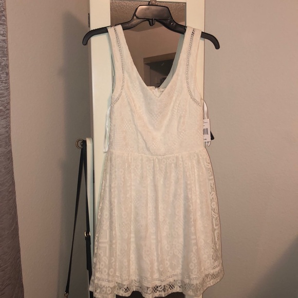 City Triangles Dresses & Skirts - Cute summer dress